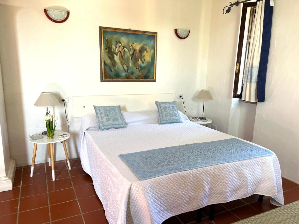 Antico Casale Del Poggio Hotel Capoterra Eksteriør billede