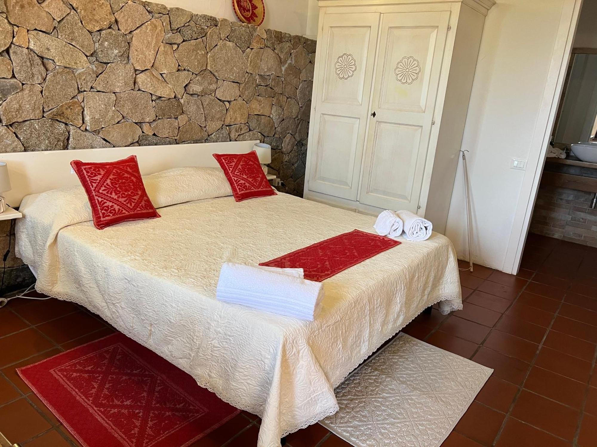 Antico Casale Del Poggio Hotel Capoterra Eksteriør billede