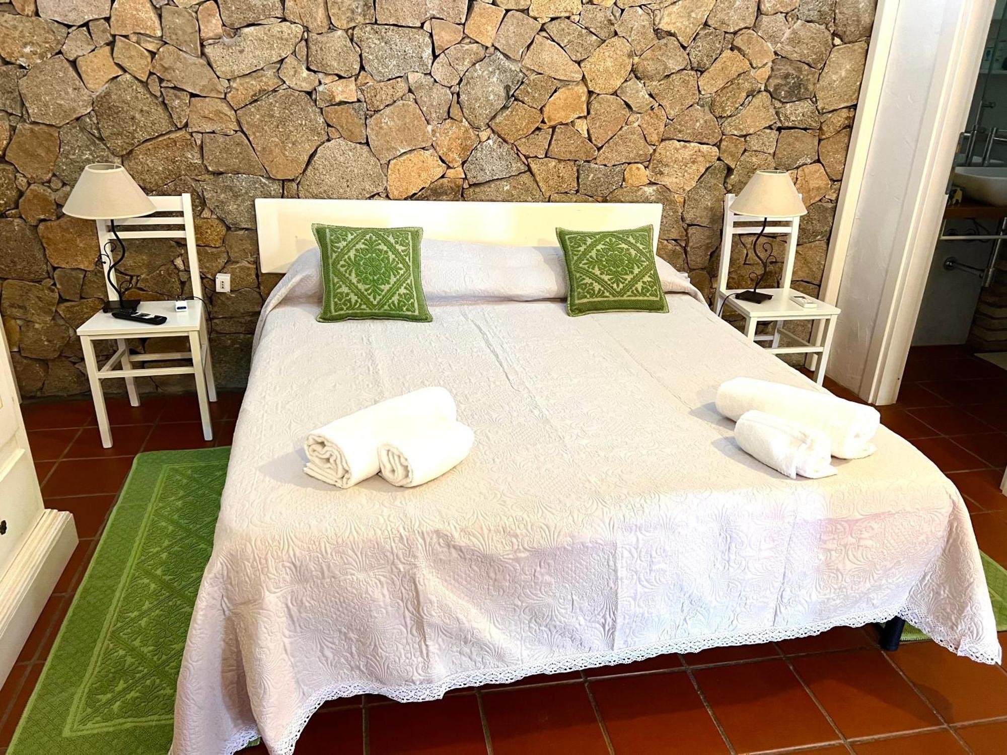 Antico Casale Del Poggio Hotel Capoterra Eksteriør billede